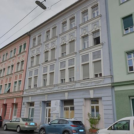 Zentrales & Modernes City-Apartment Грац Экстерьер фото